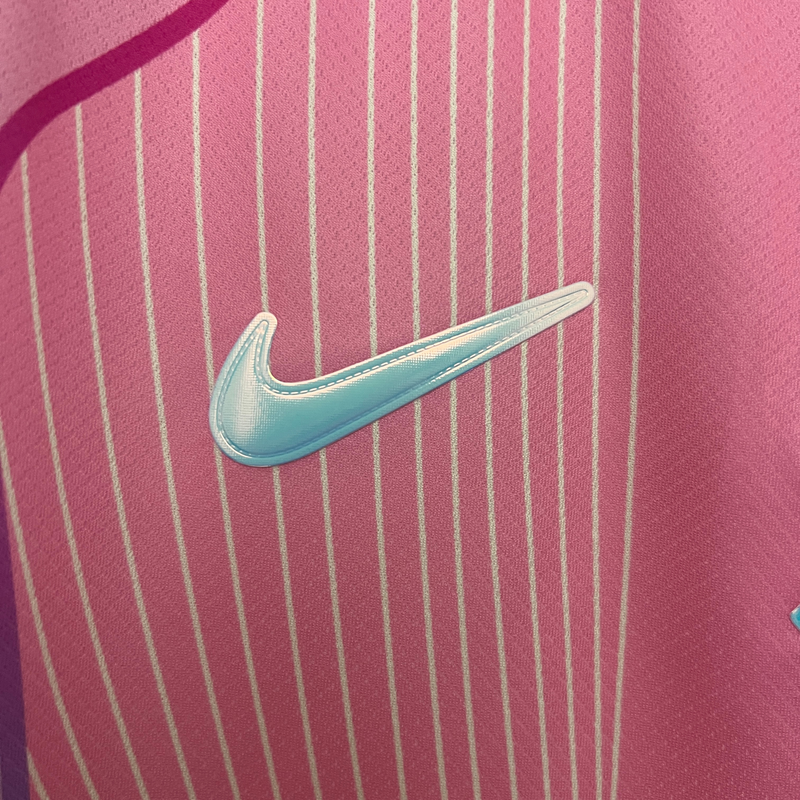 Camiseta rosa de aficionado del Barcelona 25/26 