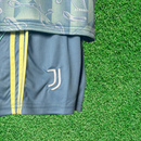 Kit infantil Juventus II 25/26 