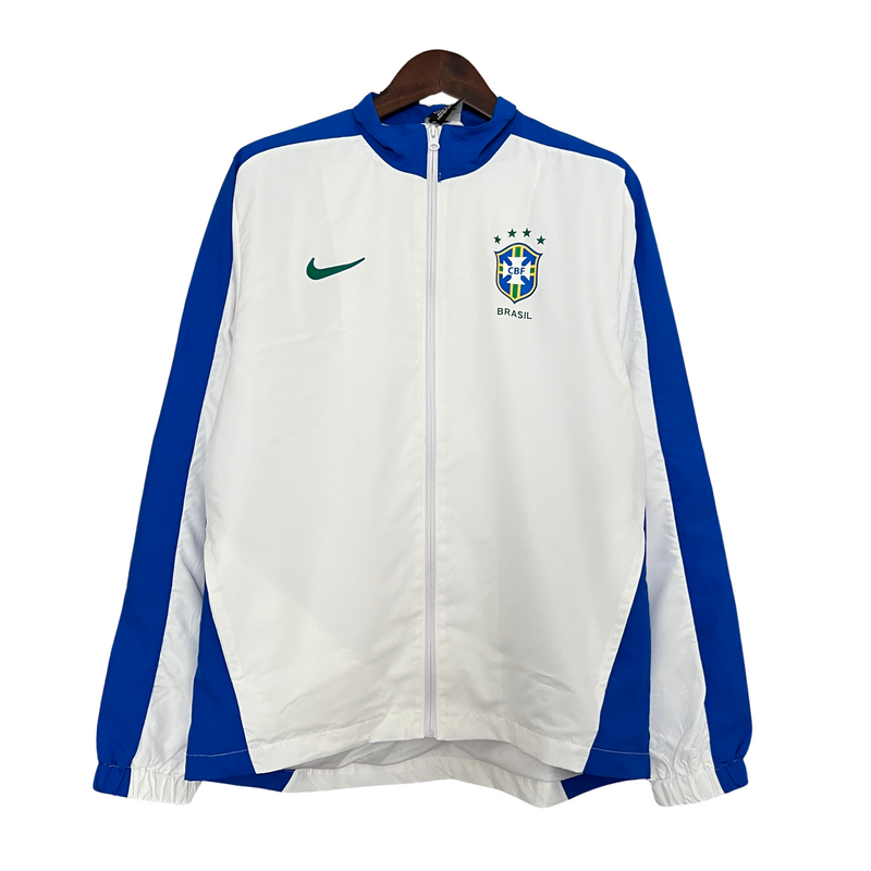 Cortavientos blanco de Brasil 
