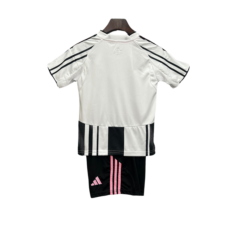 Kit Juventus I 25/26 Niños 