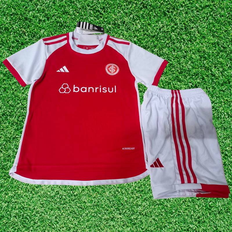 Kit Internacional I 24/25 Niños 