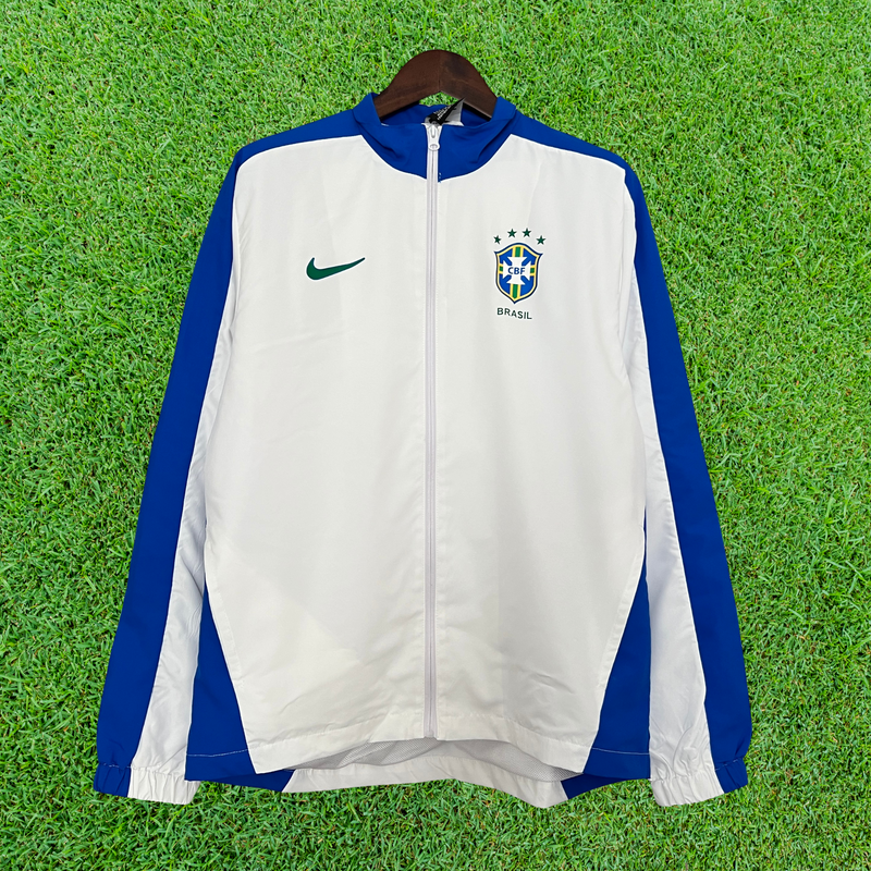 Cortavientos blanco de Brasil 