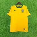 Camiseta retro local de Brasil 2010 