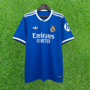 Camiseta de la tercera equipación del Real Madrid 25/26 para aficionados 