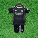 Kit infantil del Real Madrid II 25/26 