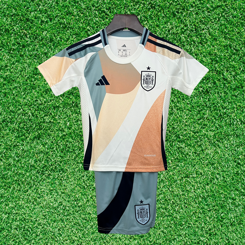 Kit infantil España II 2025 