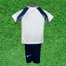 Kit local del Tottenham Hotspur 25/26 para niños 