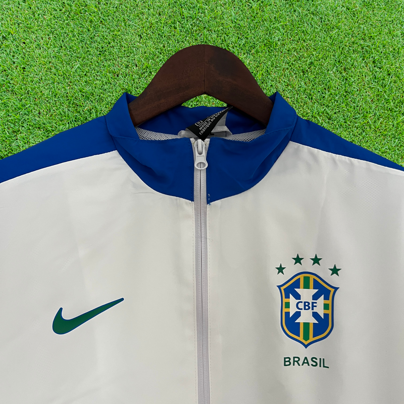 Cortavientos blanco de Brasil 