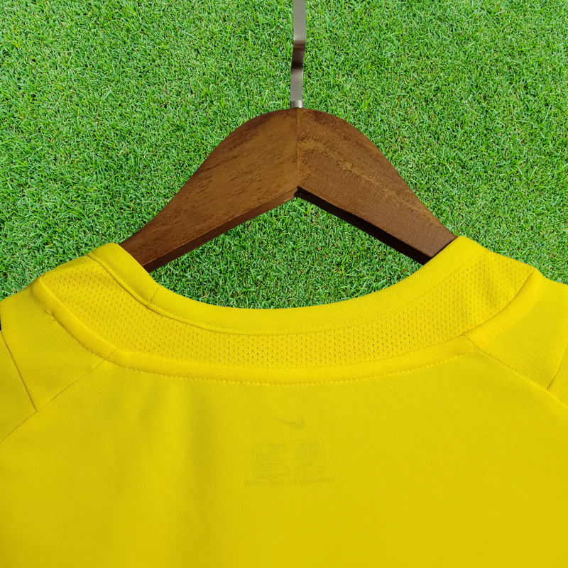 Camiseta retro local de Brasil 2002 