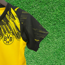 Kit local del Borussia Dortmund 25/26 para niños 
