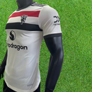 Camiseta de tercera equipación del Manchester United 24/25 