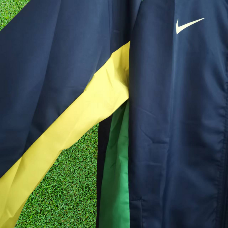Cortavientos azul/verde de Brasil 
