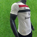 Camiseta de tercera equipación del Manchester United 24/25 