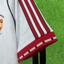 Camiseta retro de visitante del Manchester United 1991 