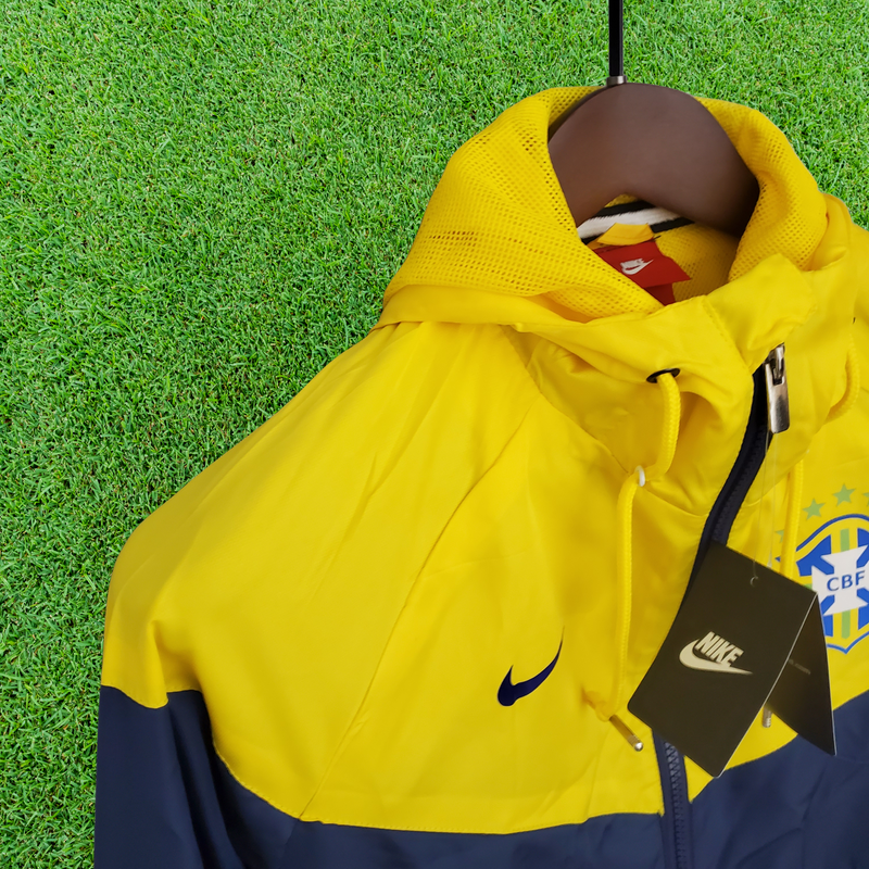Cortavientos azul/amarillo de Brasil 