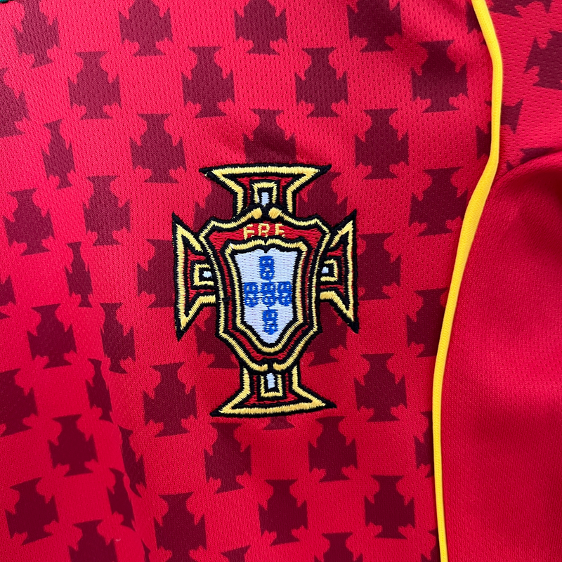 Kit infantil de Portugal I 2004 